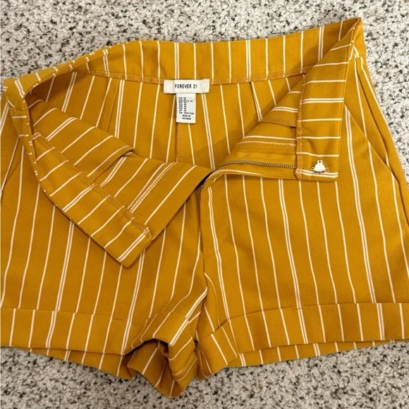 Forever 21 Mustard Yellow Striped Shorts – Size M - Picture 2 of 4